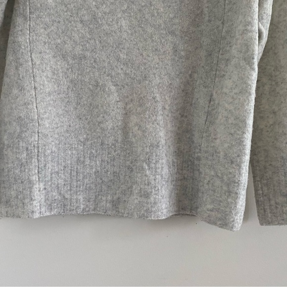 Aritzia The Group by Babaton “Plutarch” sweater - Picture 3 of 5